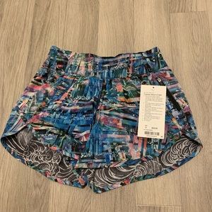 NWT Limited Edition 2018 SEAWHEEZE Tracker Short